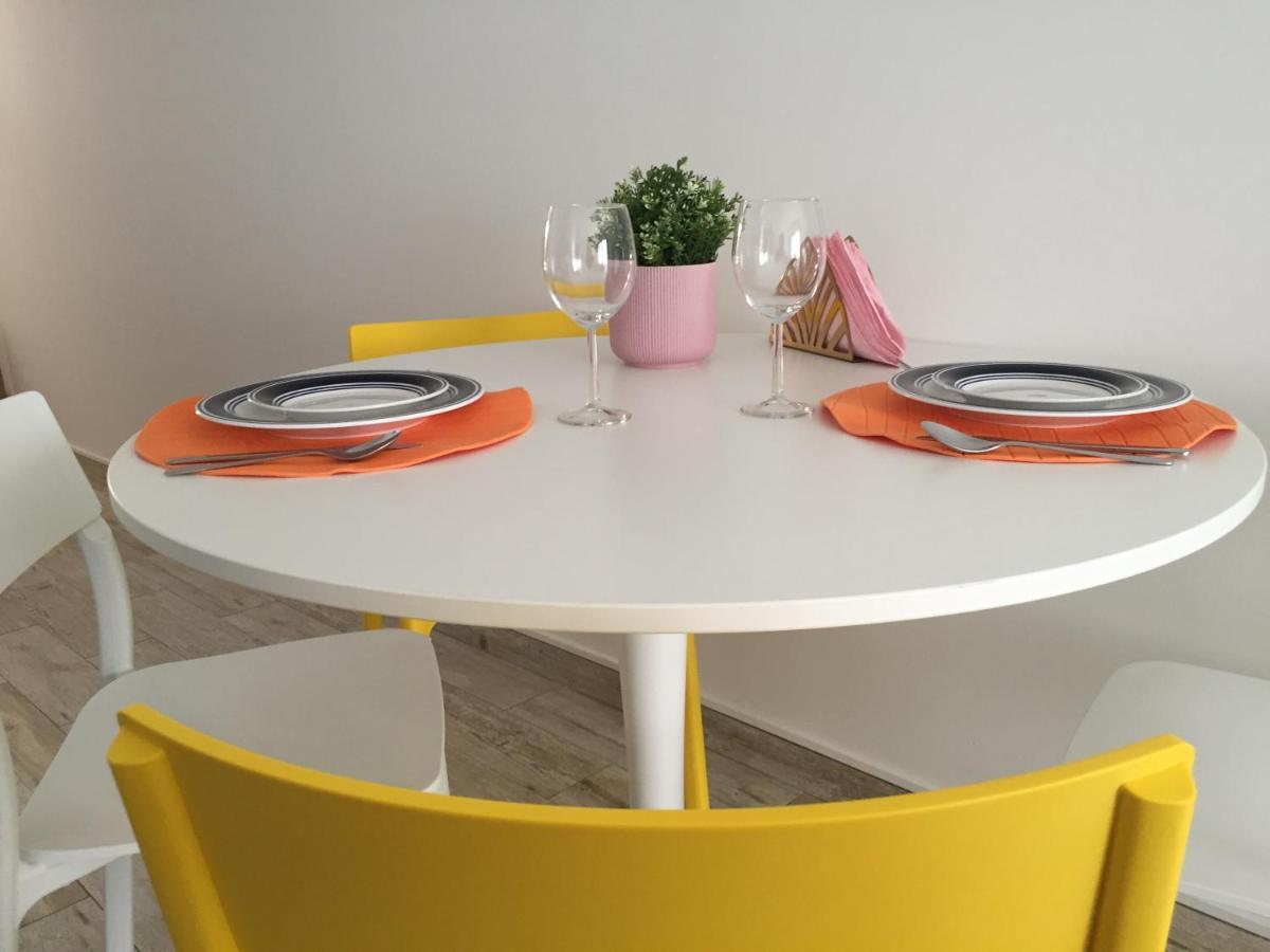Tomarhousing - Old Town Apartment ภายนอก รูปภาพ