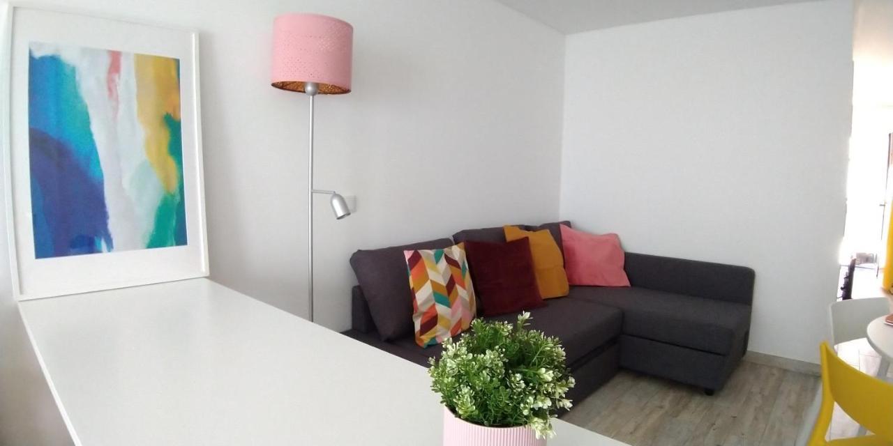 Tomarhousing - Old Town Apartment ภายนอก รูปภาพ