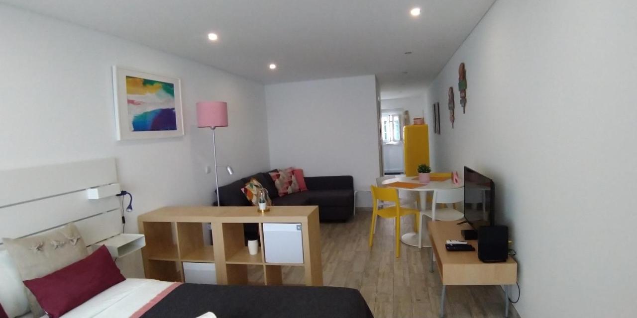 Tomarhousing - Old Town Apartment ภายนอก รูปภาพ